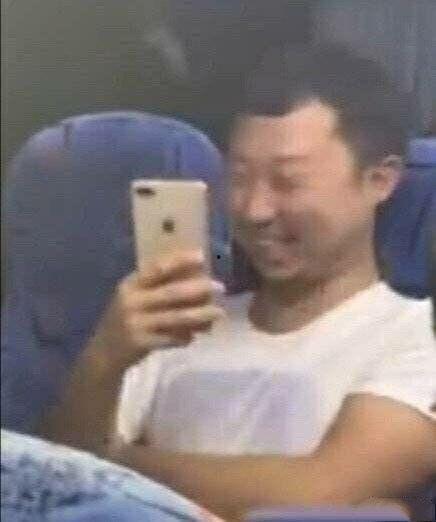 男同学发吃瓜,揭秘男同学吃瓜背后的故事